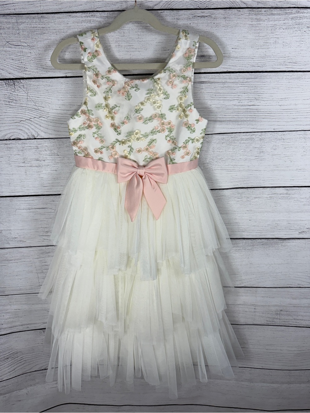 American Princess Girls Ivory Tiered Tulle Embroidered Flower Dress Size 7